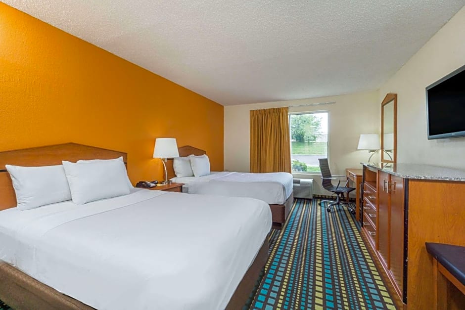 Days Inn by Wyndham Florence Cincinnati Area