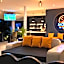 Jackies Gili Beach Club