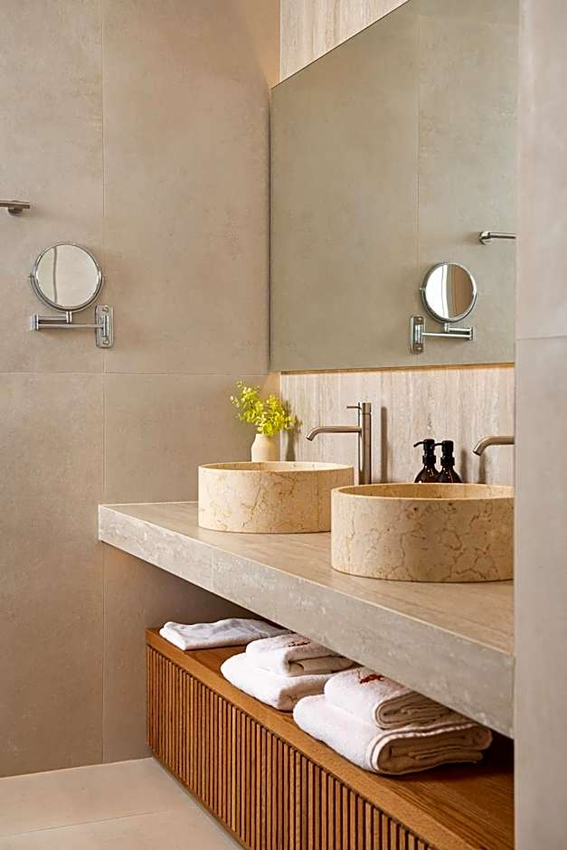 Royal Pearl Island Chios Hotel and Spa