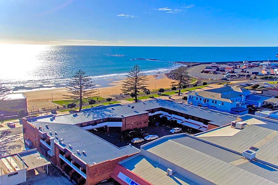 Beachfront Voyager Motor Inn