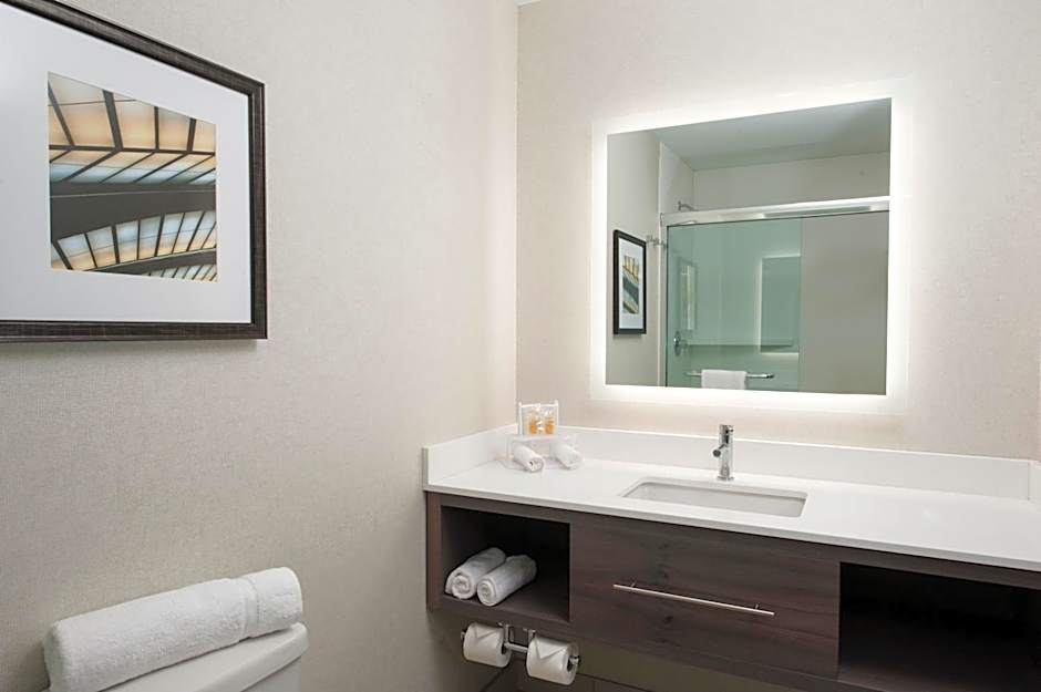 Holiday Inn Cleveland Clinic By IHG