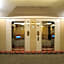 Hotel Regalees