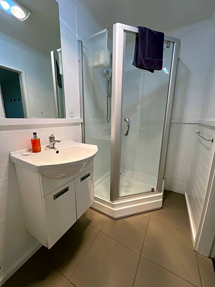 High Street Living Motel