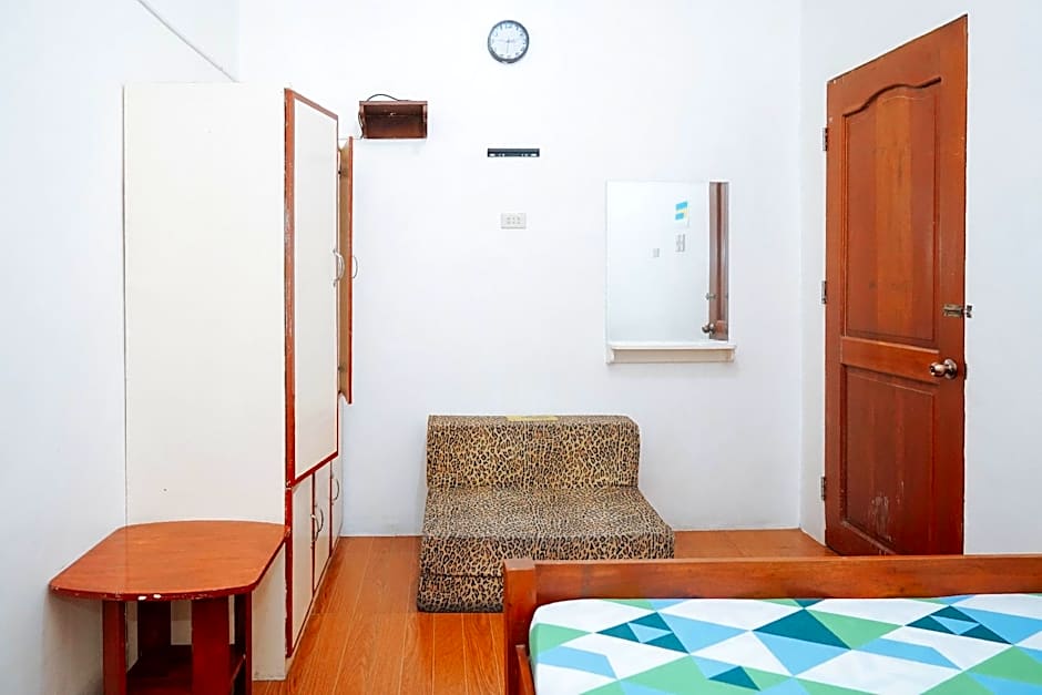 C Star Travellers Inn