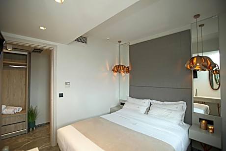 Luxury Quadruple Room