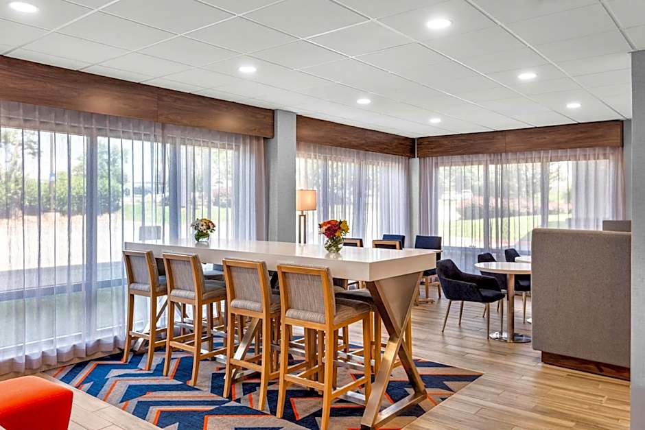 Hampton Inn By Hilton Knoxville-Airport