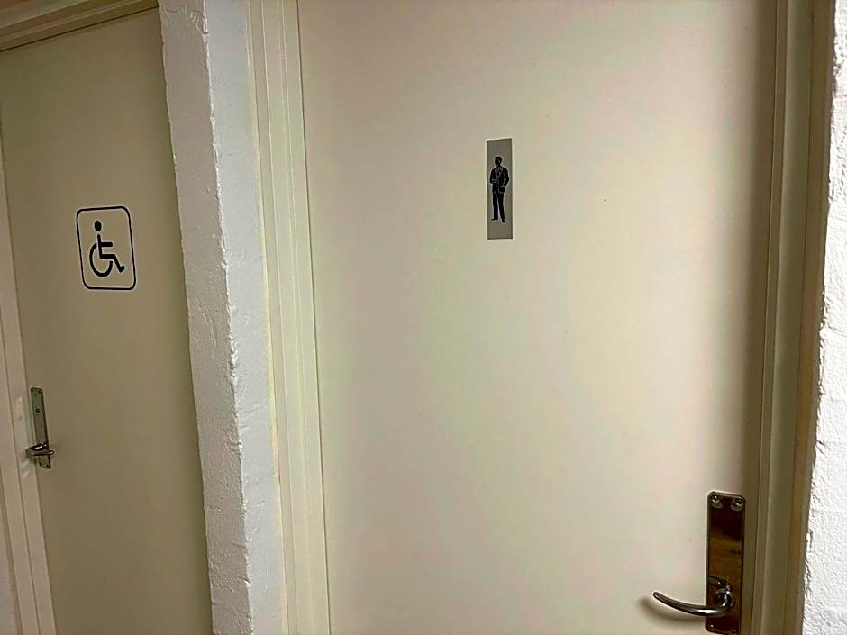 Hirtshals Idrætscenter - Vandrehjem - Hostel