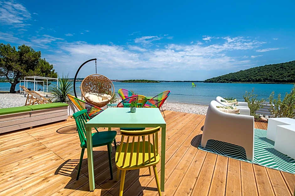 Arena One 99 Glamping