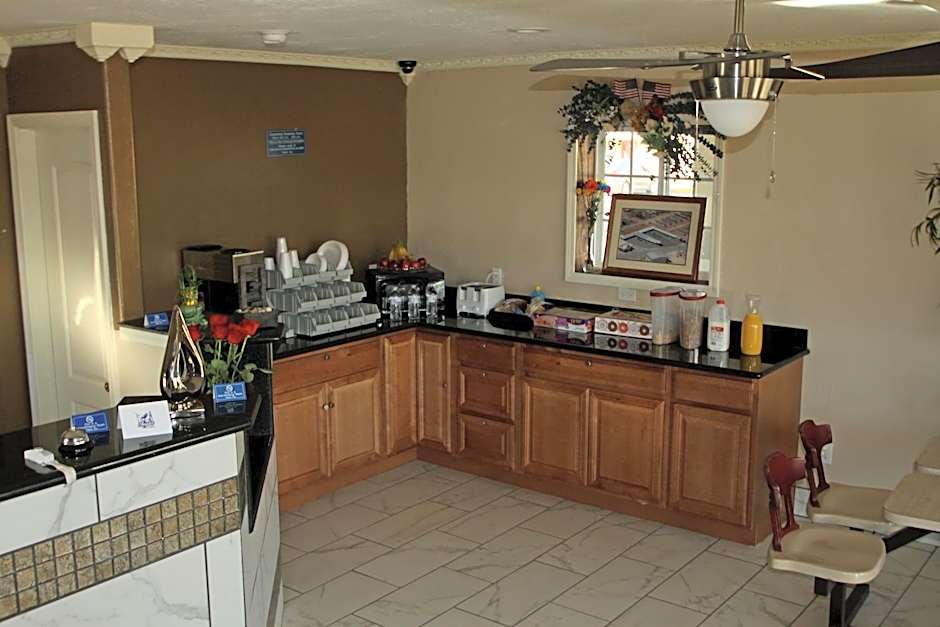 Executive Inn Snyder