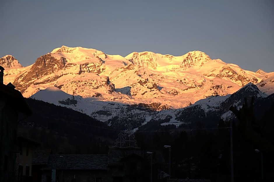 R.T.A. Hotel Monte Rosa