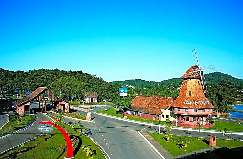 STUDIO Privado COM AR próx Shopping+Universidades