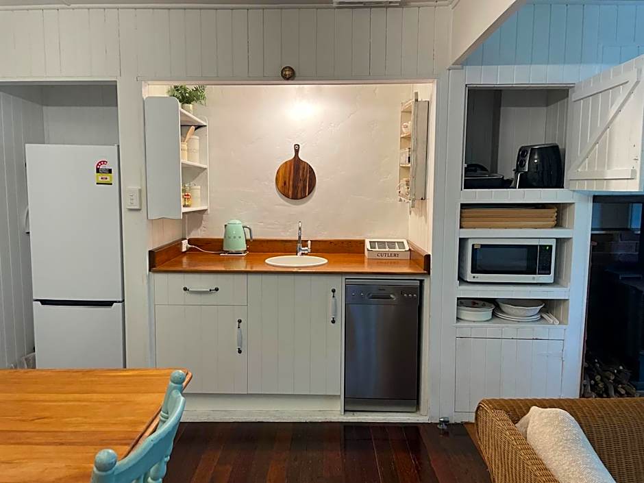 Noosa Hinterland Escape