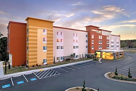 TownePlace Suites by Marriott Locust Grove