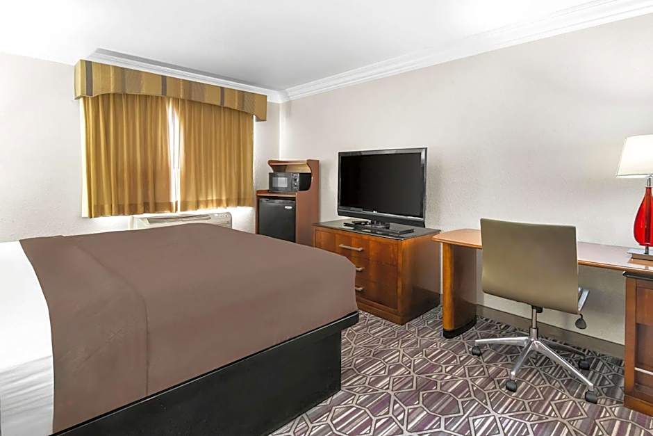 SureStay Plus by Best Western Benbrook Fort Worth