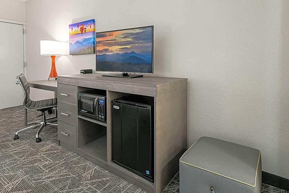 Quality Inn Asheville Downtown Tunnel Rd