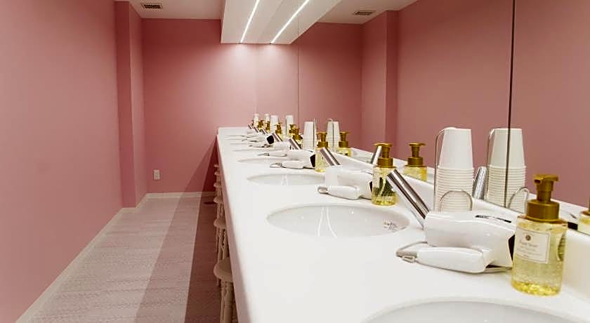 Akihabara Bay Hotel (Female Only)