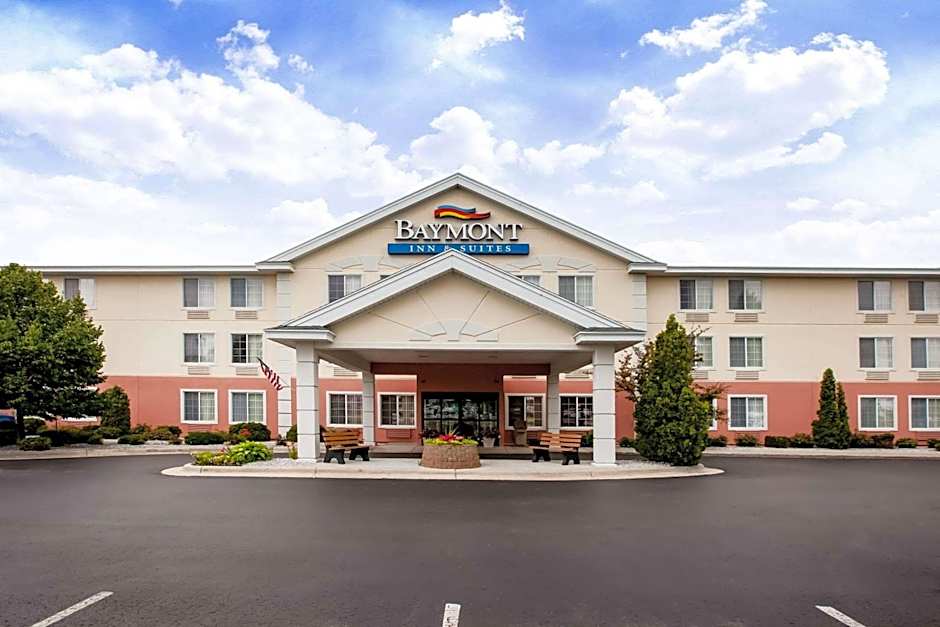 Baymont by Wyndham Mackinaw City