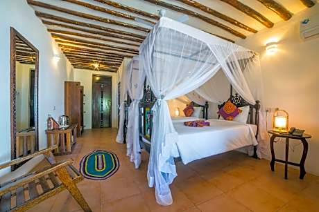 Deluxe Twin Room with Sea View