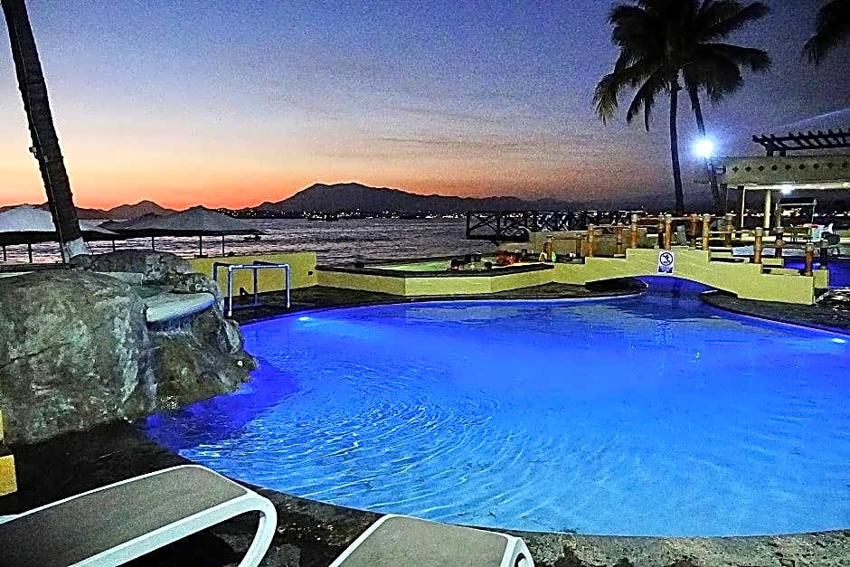 Hotel Marina Puerto Dorado - Todo Incluido