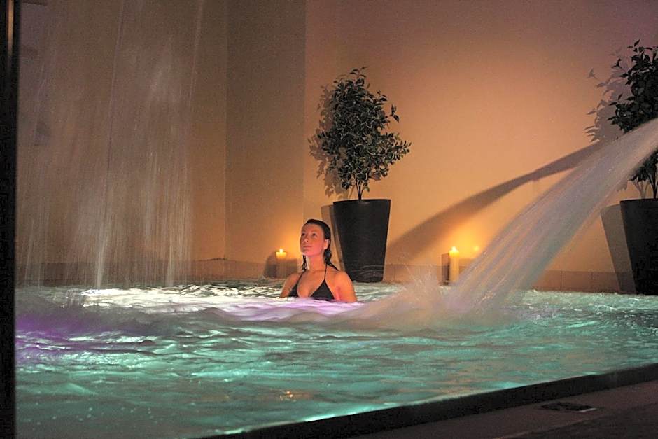 Clayton Whites Hotel