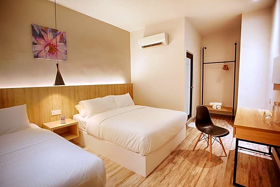 The Marion Hotel Pelangi Branch