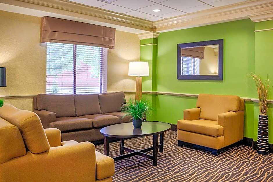 Sleep Inn & Suites Milwaukee Airport