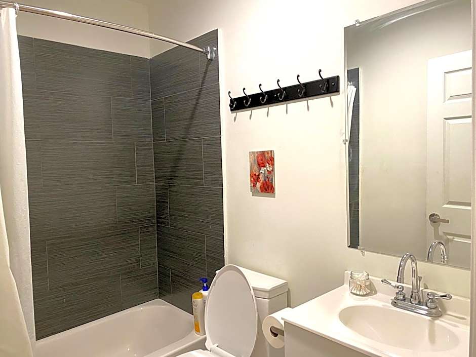 Alina & Fanny - Philadelphia Convention Center