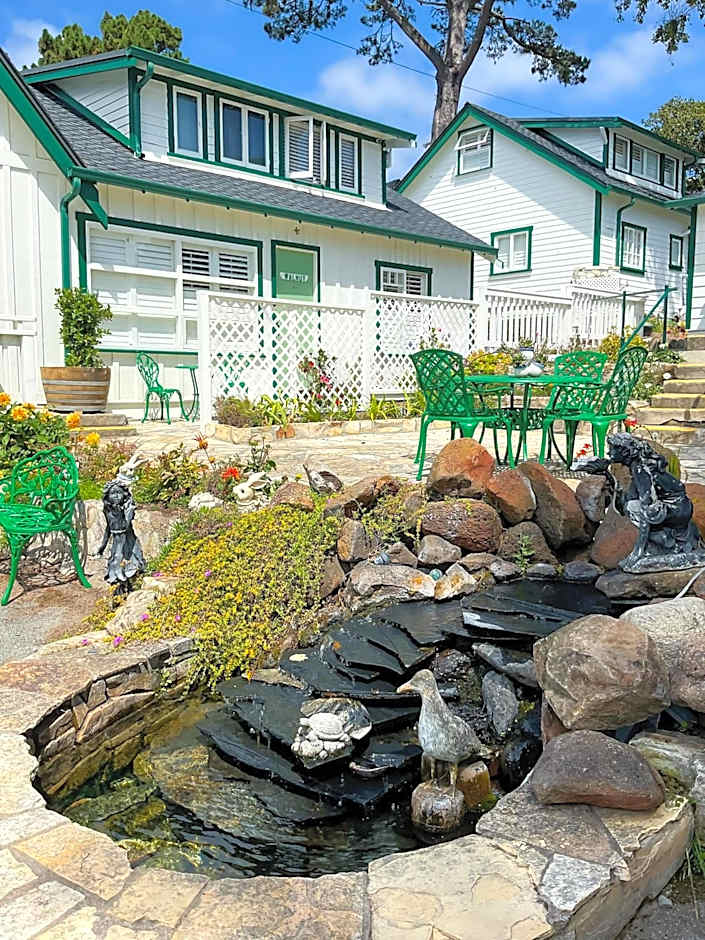 Carmel Green Lantern Inn