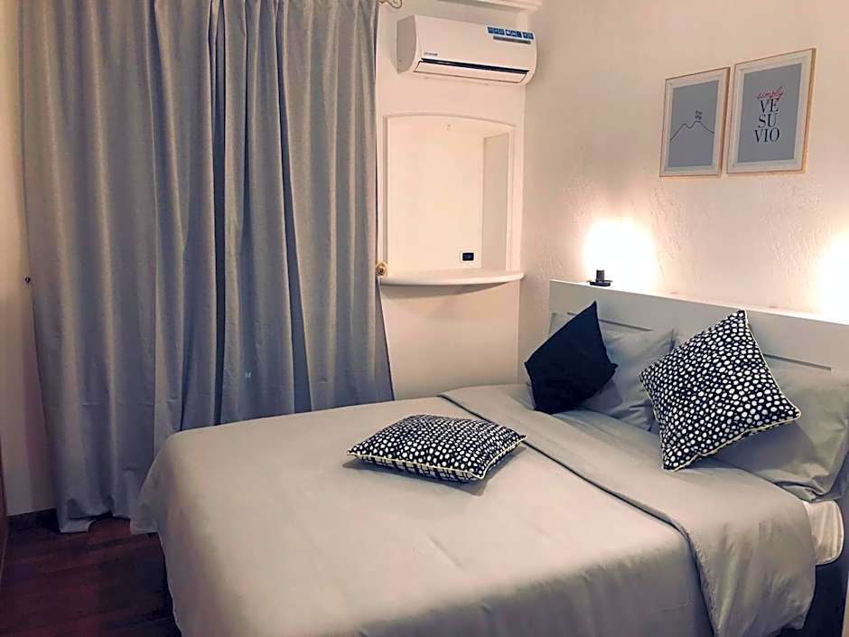 Civico Vesuvio B&B