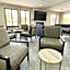 Ashbourne Hotel Canton/Hall of Fame I-77