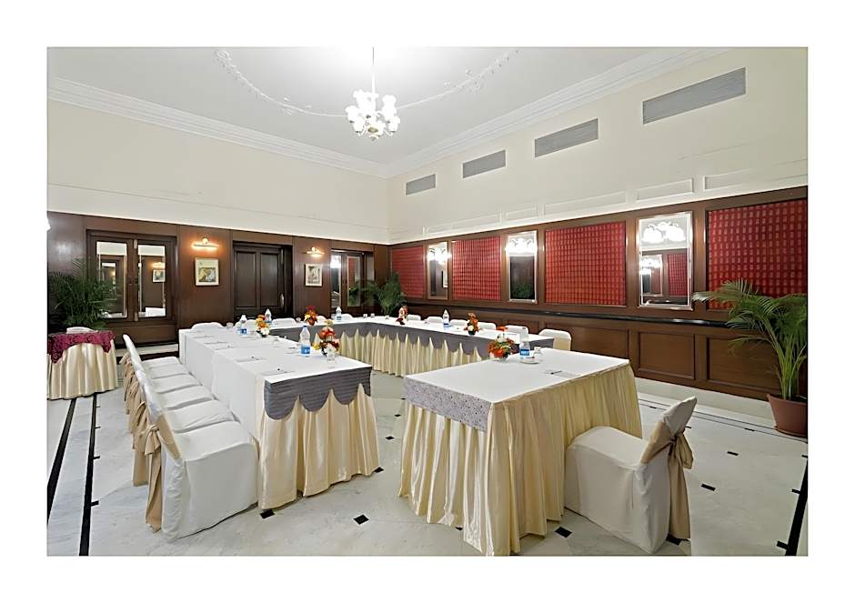 Hotel Jehan Numa Palace