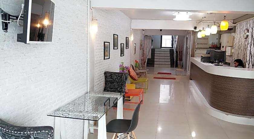 Ma Non Nont Hotel and Apartment