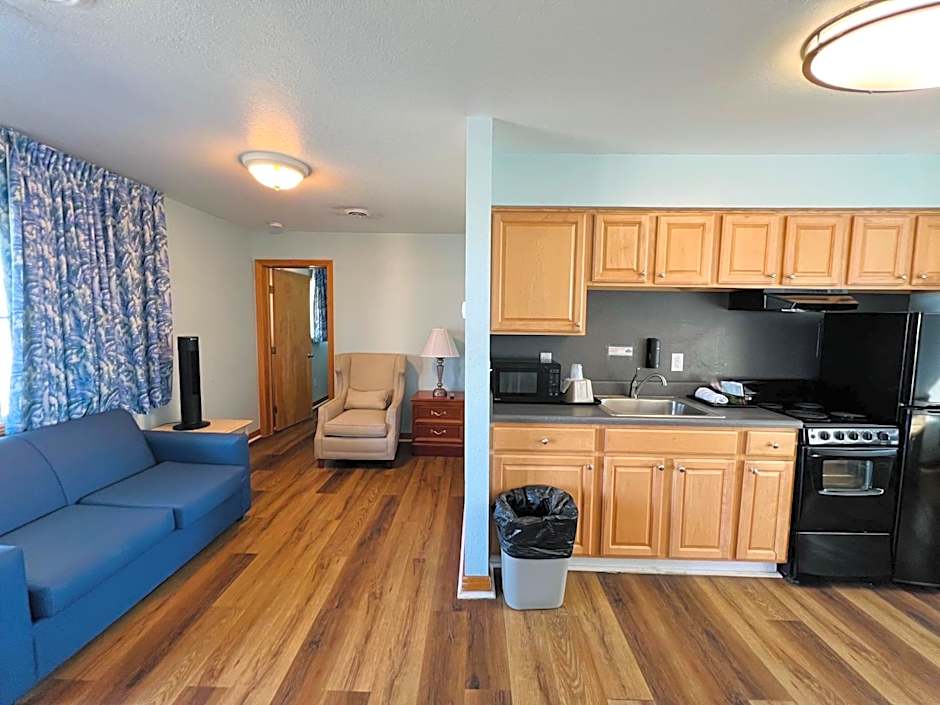 Mariner Inn And Suites