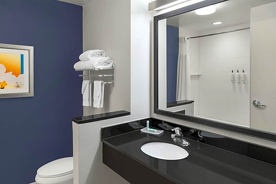 Fairfield Inn & Suites by Marriott Calhoun