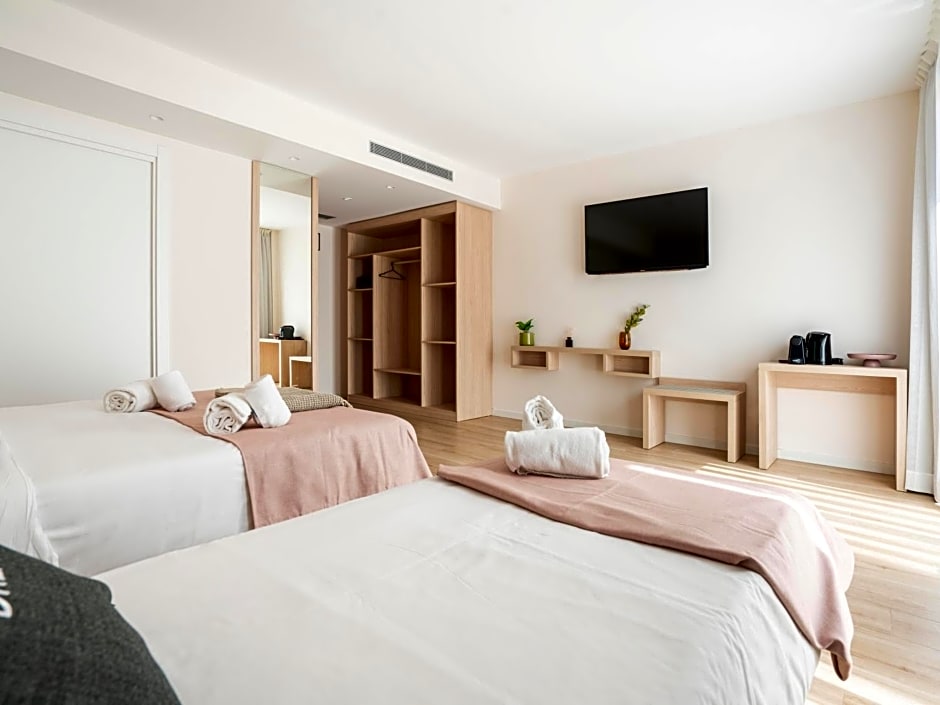 limehome Barcelona Carrer de Besalú 82