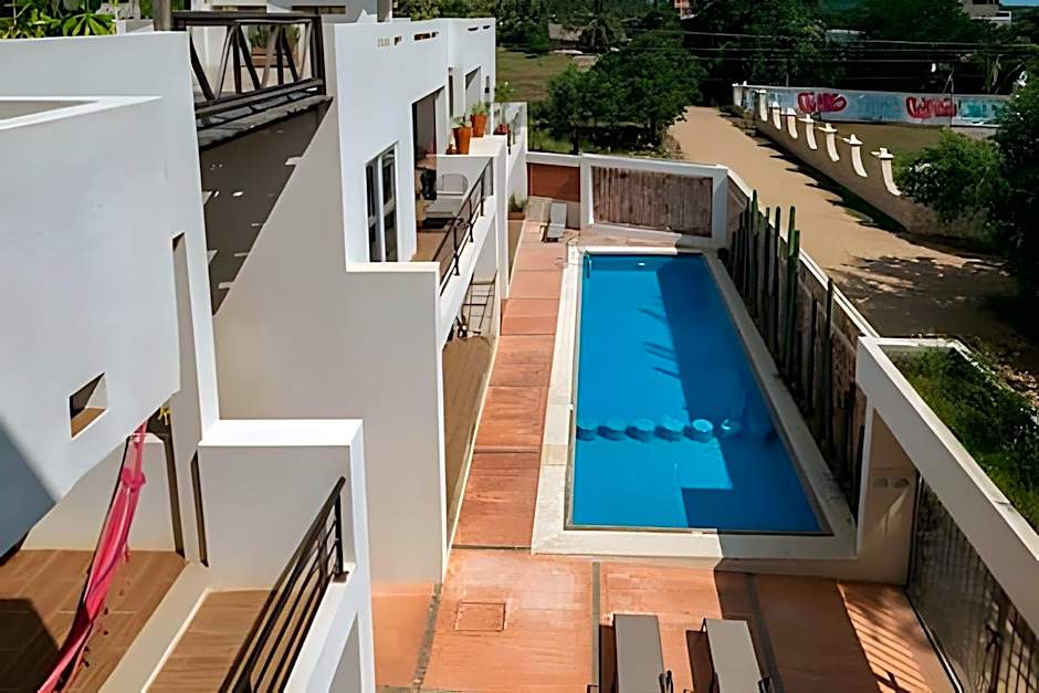 La Aurora Puerto Escondido