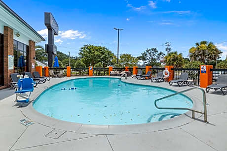 Garnet Inn & Suites, Morehead City near Atlantic Beach