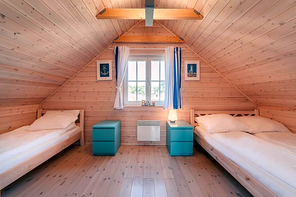 Zatoka Slonca - Domki z basenem, WiFi i parking w cenie!