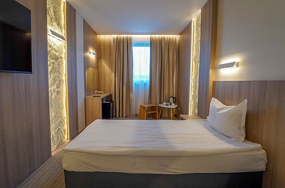 Aqua Hotel