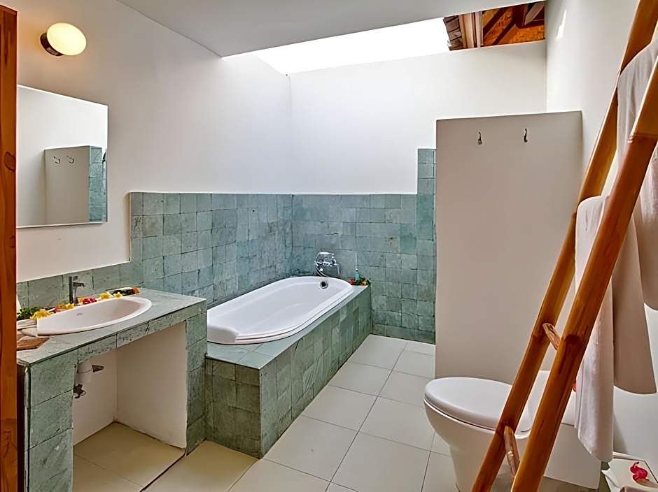 Lembongan Cliff Villas