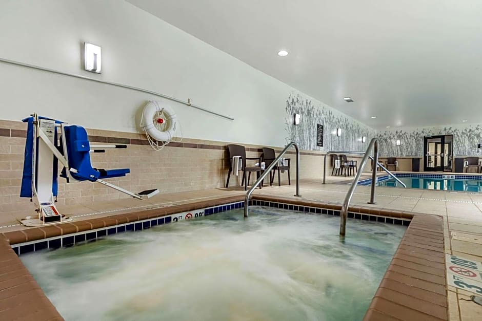 Sleep Inn & Suites Grand Forks Near Alerus Center