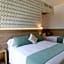 Hotel Pacific