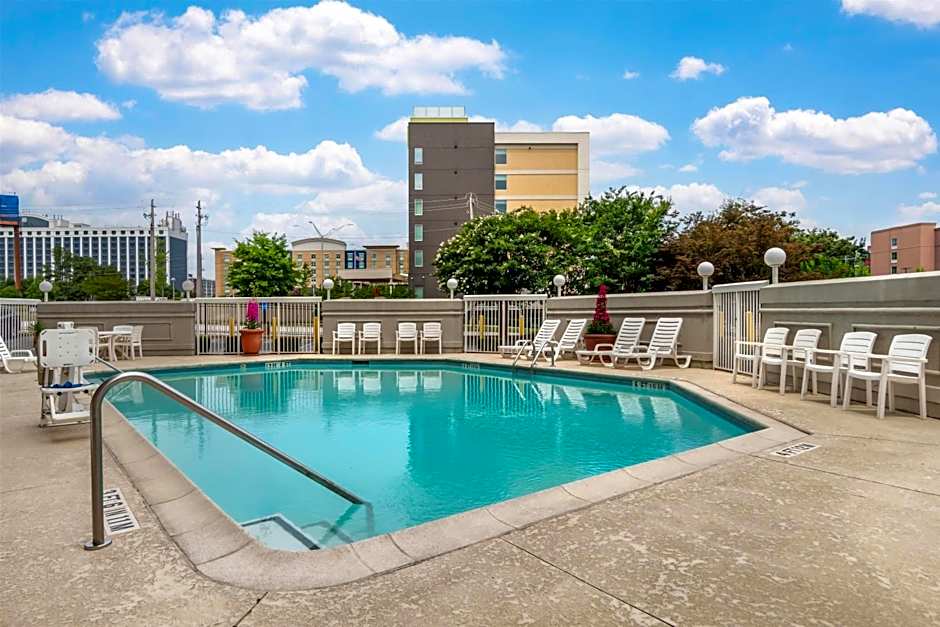 Hampton Inn & Suites Atlanta-Airport North