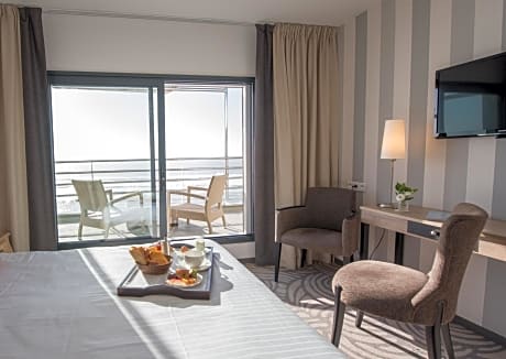 Superior Double Room with Sea View