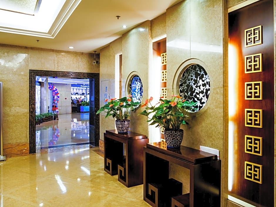Fortune Hotel