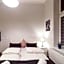2 Nights Apartments - great location, right next to Main Rail and Bus Station, 10 min to Main Square by foot