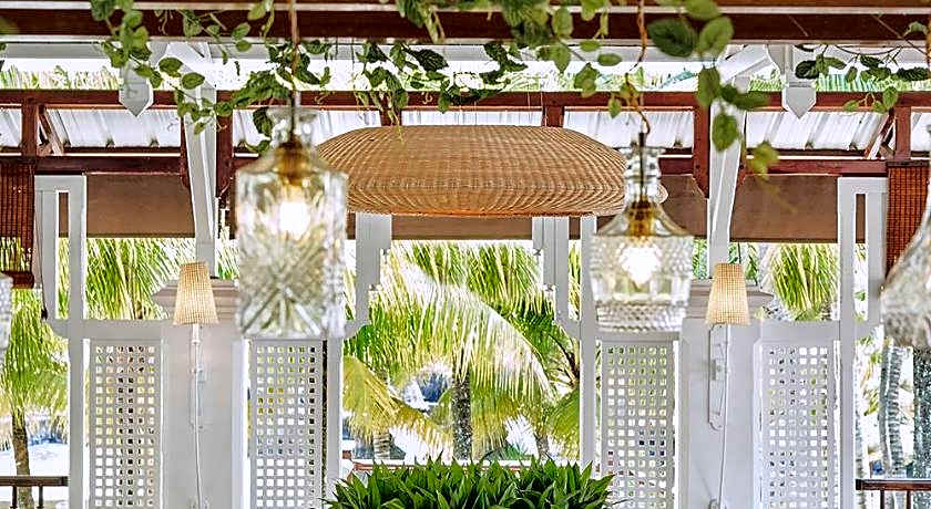 Paradise Cove Boutique Hotel