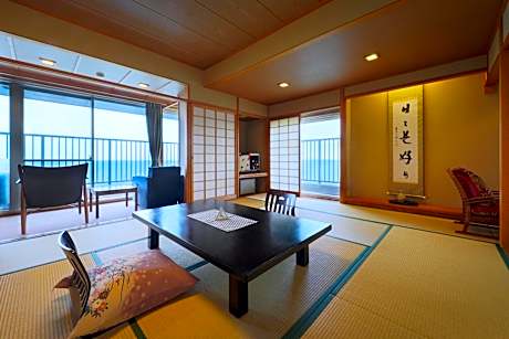 Superior Japanese-Style Room with Bathroom