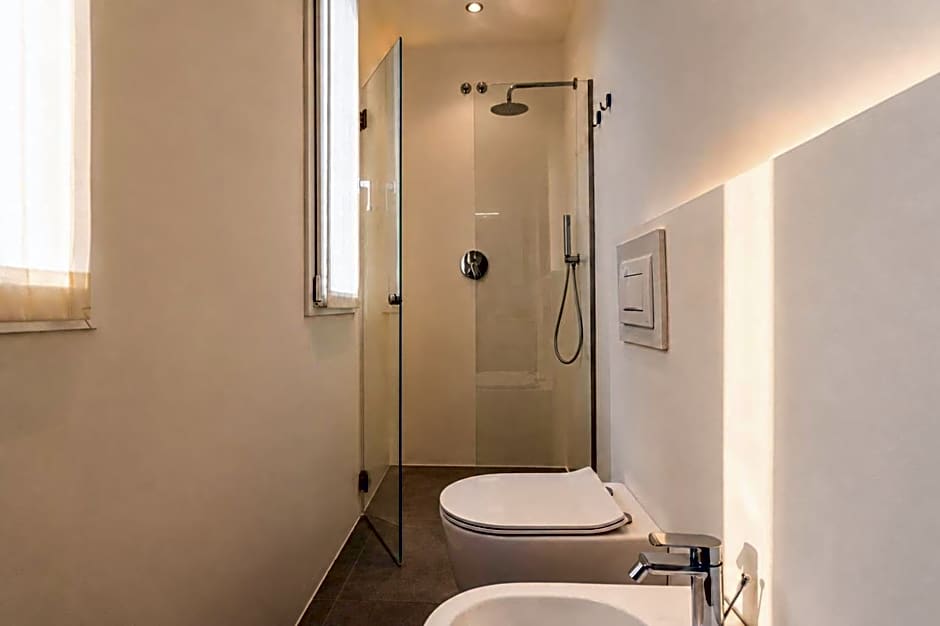 Amare Suite & Apartments