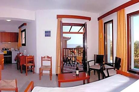 Studio with Sea View